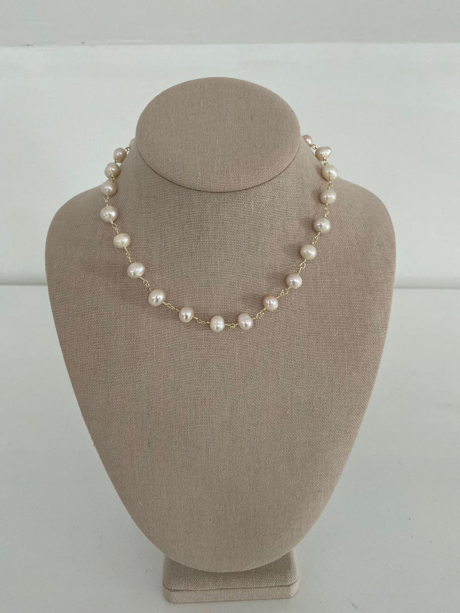 Classic pearls Necklace