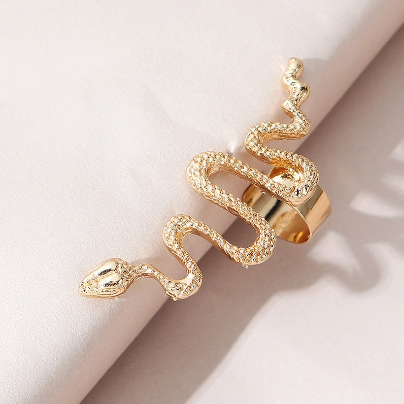 ONE PIECE SERPENT EARCLIP EARRING